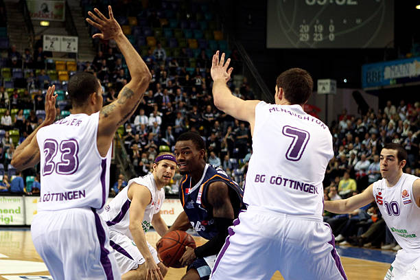 多纳鲁马的 多纳鲁马的