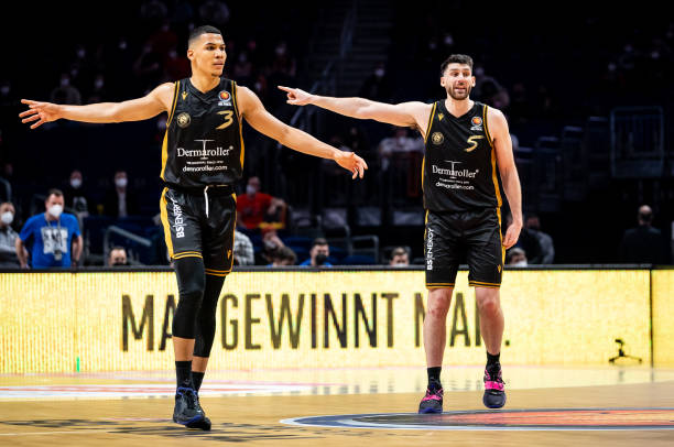 中国足球的 中国足球的